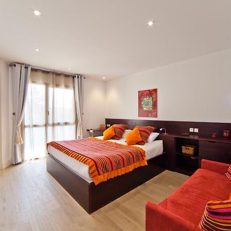 Courlans Hotel Auberge De Chavannes מראה חיצוני תמונה