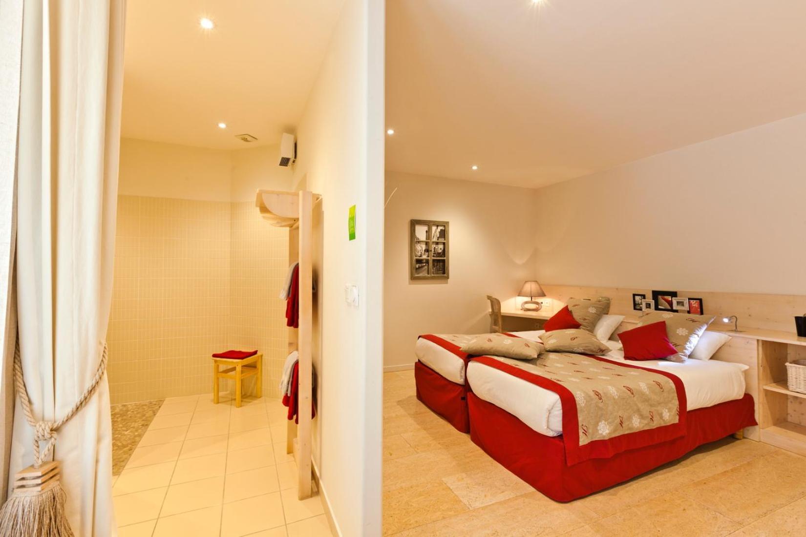 Courlans Hotel Auberge De Chavannes מראה חיצוני תמונה