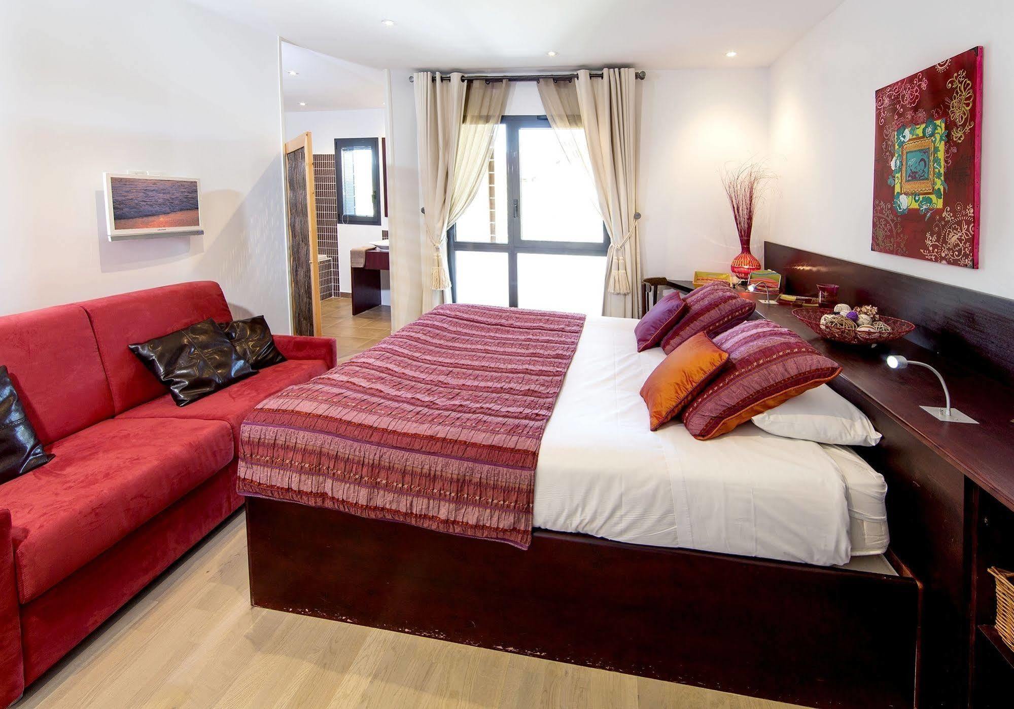 Courlans Hotel Auberge De Chavannes מראה חיצוני תמונה