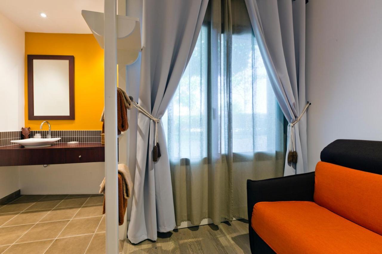 Courlans Hotel Auberge De Chavannes מראה חיצוני תמונה