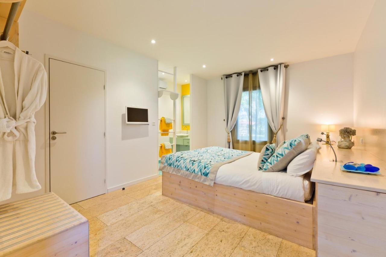 Courlans Hotel Auberge De Chavannes מראה חיצוני תמונה